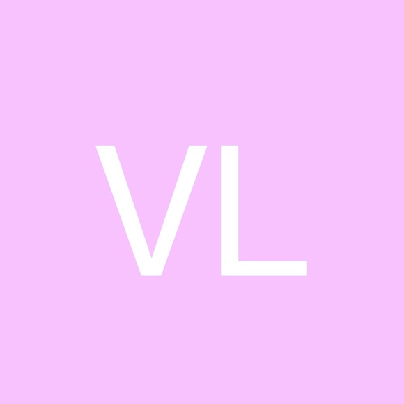 Meet your Posher, Vanessa - Picture 1 of 5